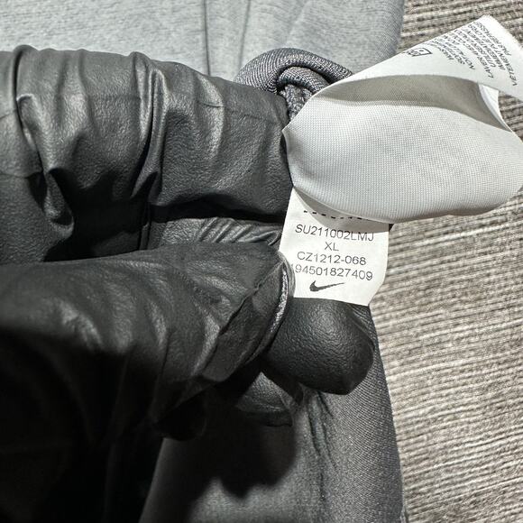 Nike 1/4 Zip Sweatshirt Men's XL Gray Pullover Long Sleeve Standard Fit - Picture 13 of 15